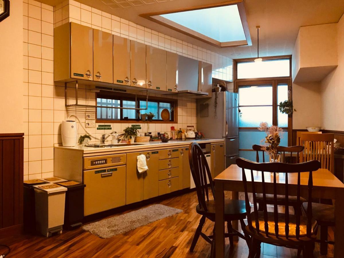 Ropeway St. Guesthouse Matsuyama  Zewnętrze zdjęcie